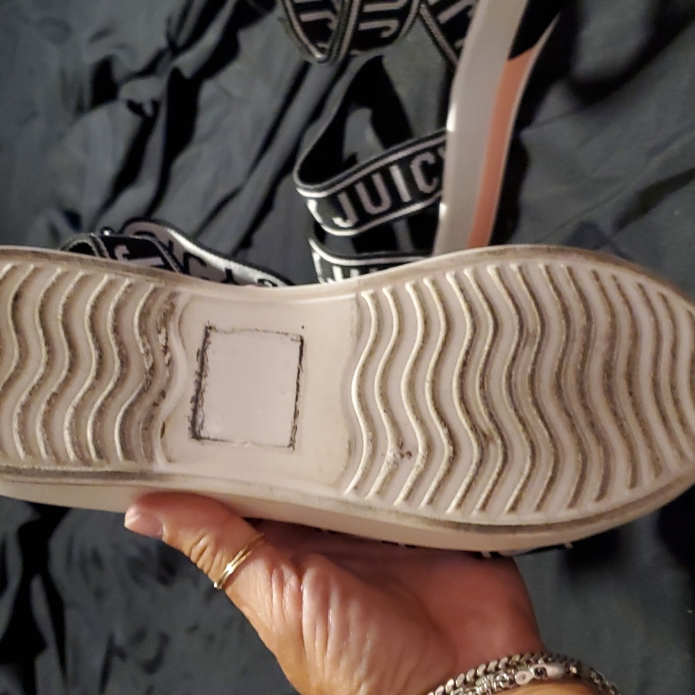 Sandals - Picture 5 of 6
